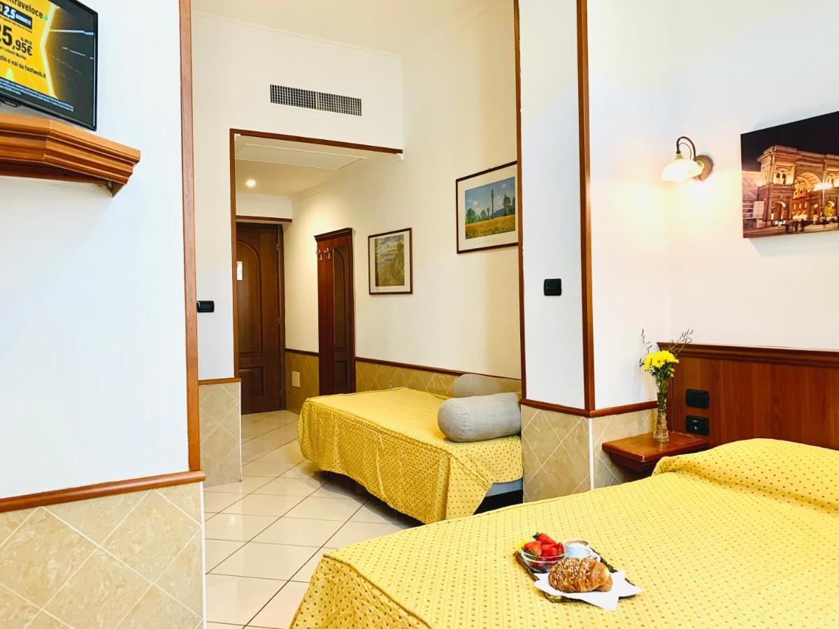 מילאנו Hotel Astrid מראה חיצוני תמונה