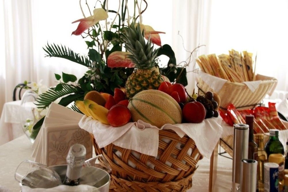 מילאנו Hotel Astrid מראה חיצוני תמונה